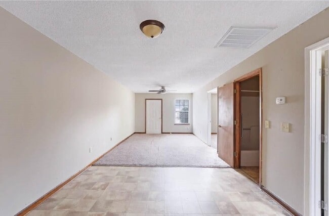 Foto del edificio - 124 Evergreen Trail SE