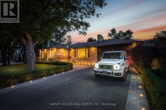 Building Photo - 66 Westwood Ln