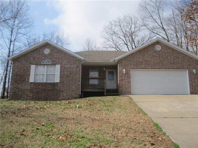 Building Photo - 37 Skipton Dr