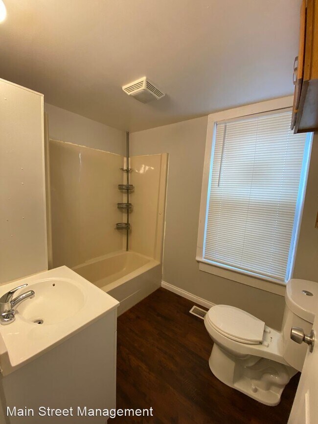 Foto del edificio - 2 br, 1 bath House - 512 School Ave.