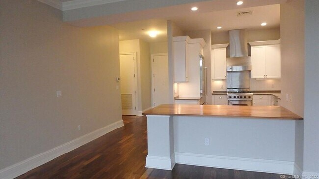 Building Photo - 75 Stone Ridge Way