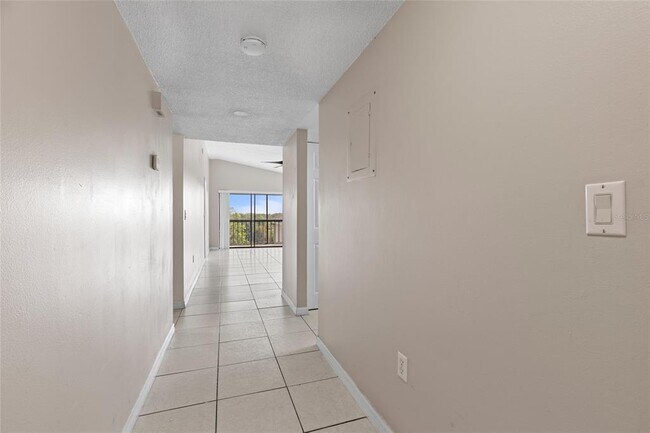 Foto del edificio - 1064 Lotus Pkwy