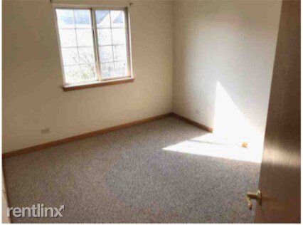 Foto del edificio - 3 br, 2.5 bath Townhome - 550 Topeka Dr