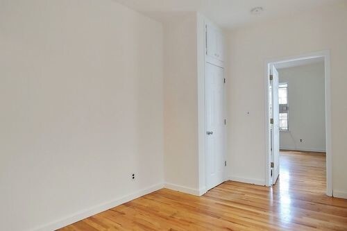 Building Photo - 328 E 66th St