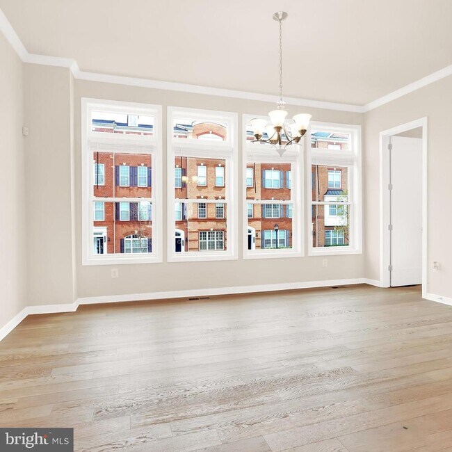 Foto del edificio - 23580 Belvoir Woods Terrace