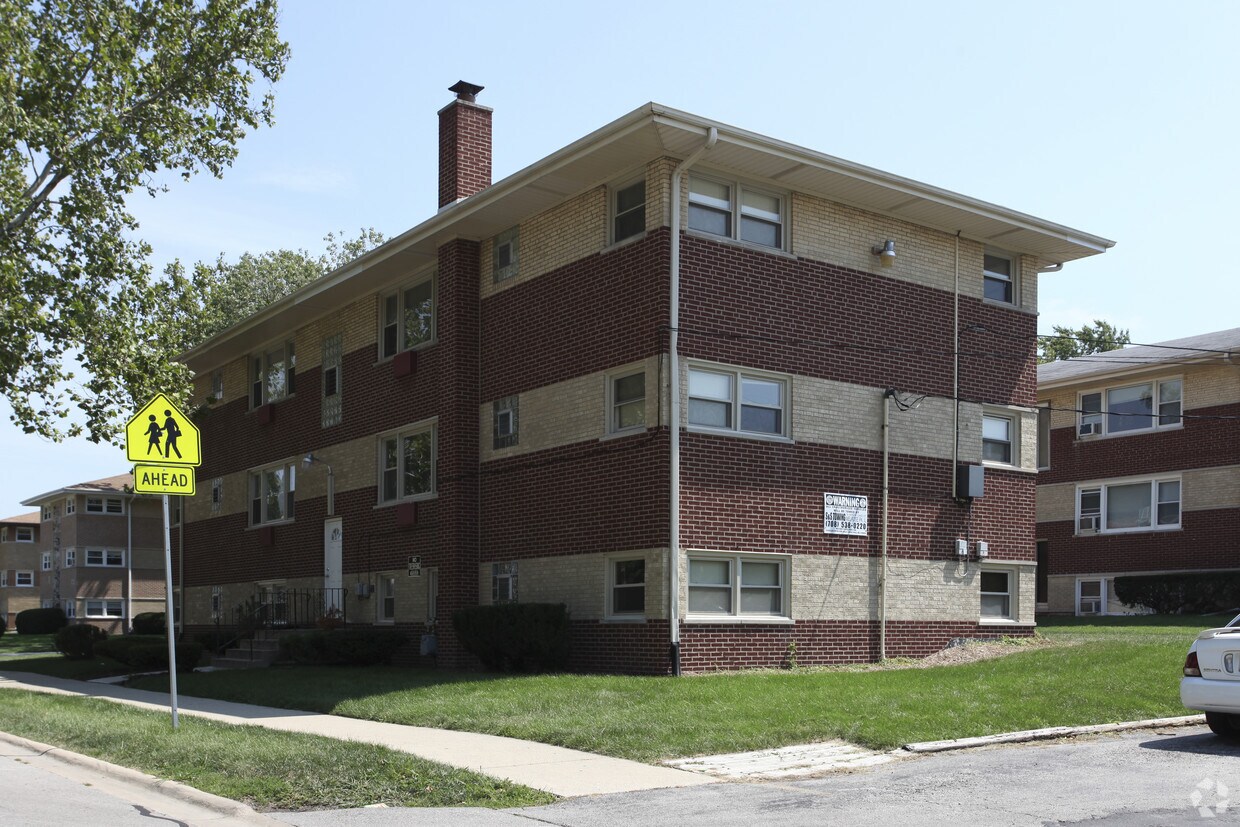 Building Photo - 536 N Lincoln Ave