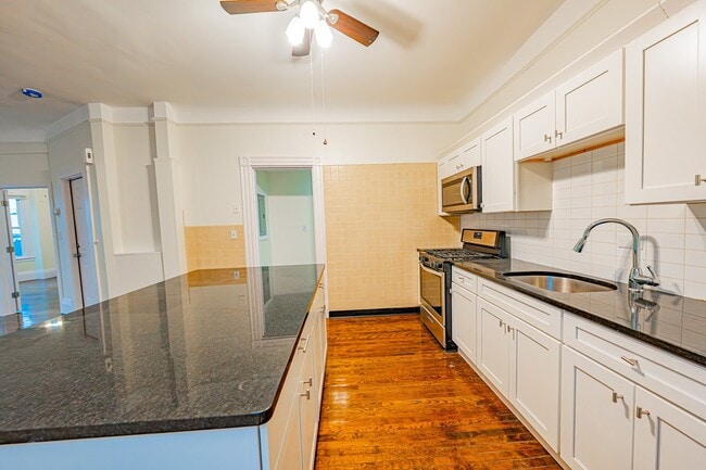 Photo - 118 White St Apartment