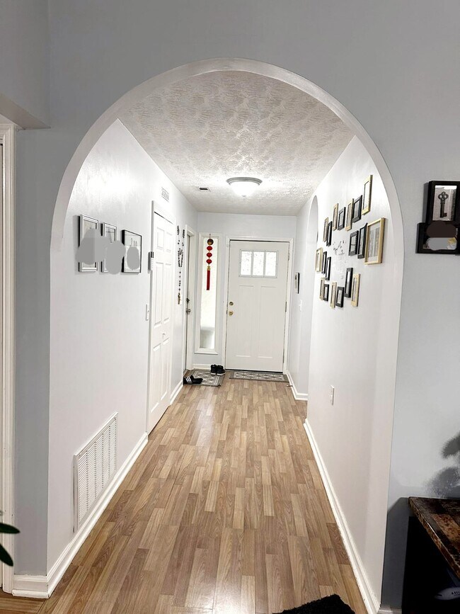 Foto del edificio - 2705 Trotters Walk Trail