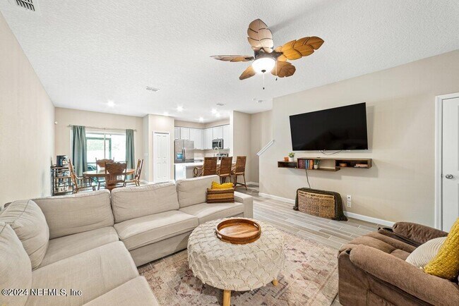 Building Photo - 2593 Sandy Dune Dr