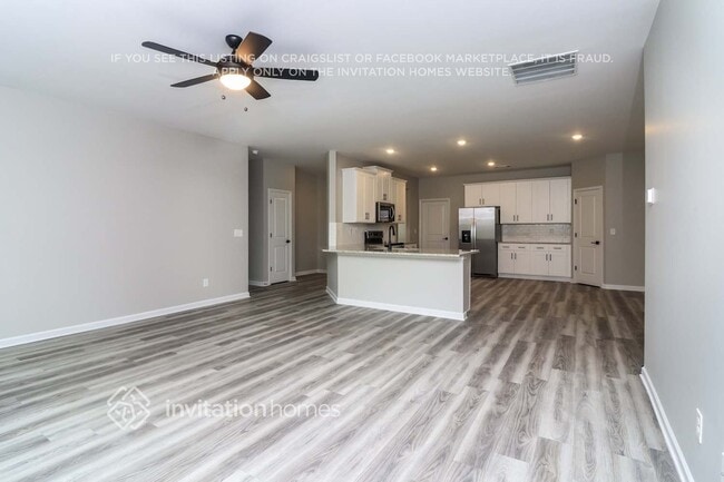 Building Photo - 3121 Azteca Wy