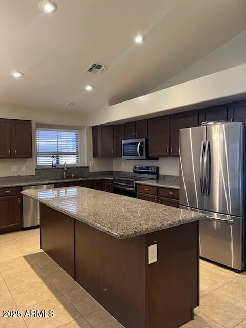 Foto del edificio - 775 E Blue Ridge Way