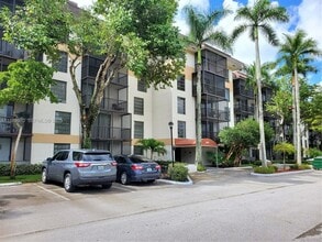 Building Photo - 5550 NW 44th St