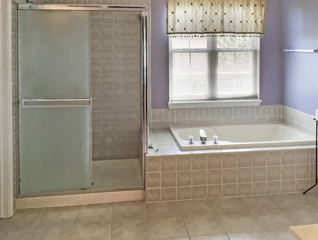 Building Photo - 4827 W Pebble Beach Dr