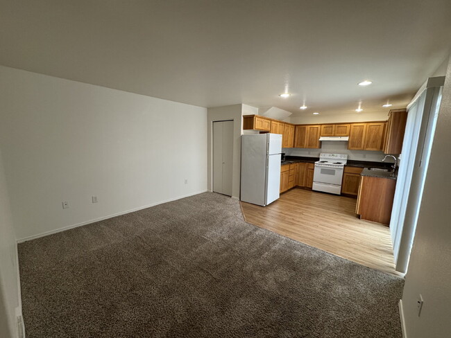 Foto del edificio - Flat Apartment in SE Portland near Mall 205