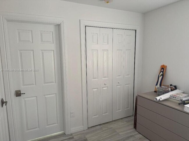 Foto del edificio - 2 bedroom in Hollywood FL 33020