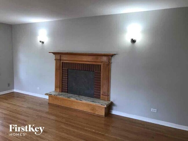 Foto del edificio - 1424 Willow Rd