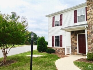 Building Photo - 112 Silver Spur Dr