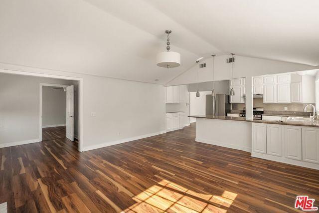 Foto del edificio - 2939 Oakhurst Ave