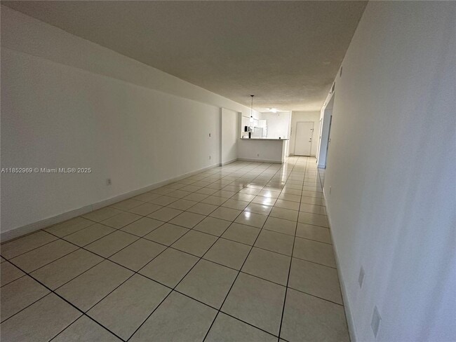 Foto del edificio - 5099 NW 7th St