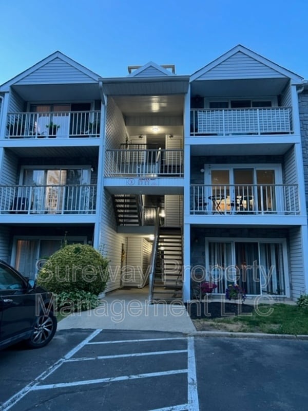 Building Photo - 18 Juniper Way