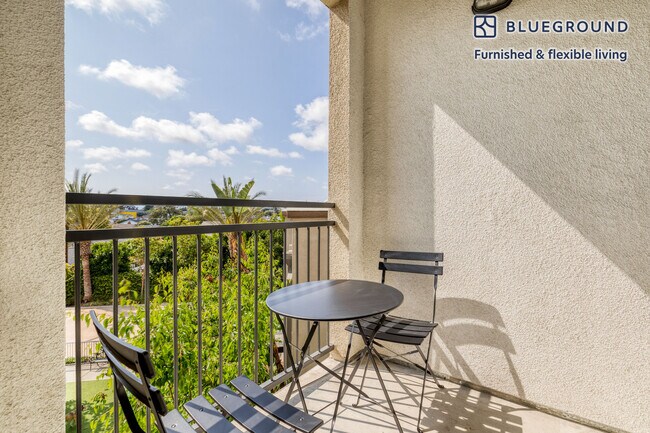 Foto del edificio - 5550 Grosvenor Blvd