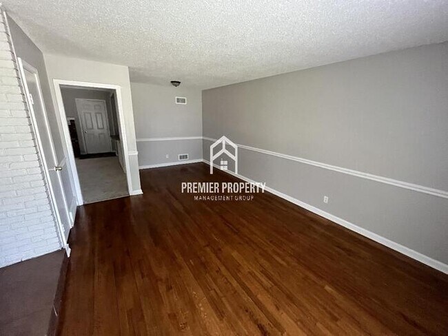 Building Photo - 3217 Nora Lee Ln