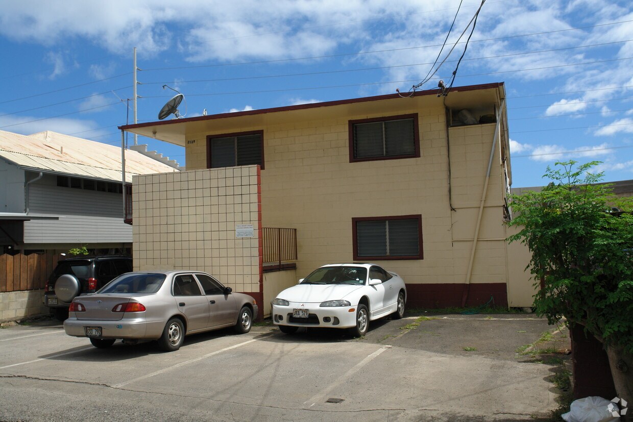 Building Photo - 2139 Eluwene St