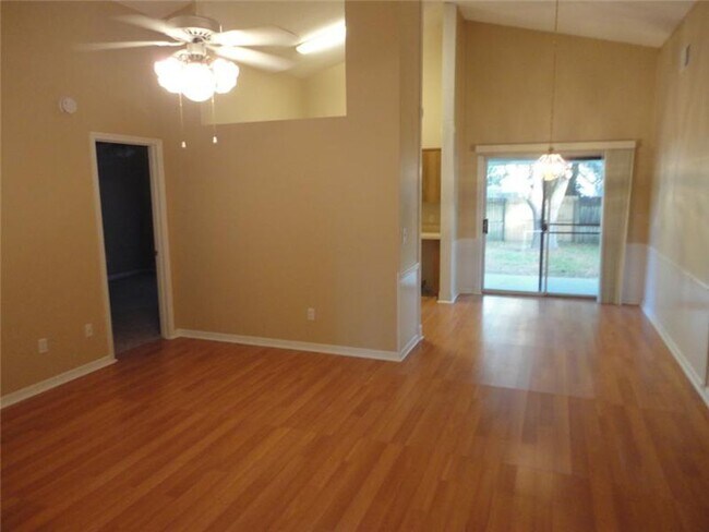 Building Photo - 120 N Cervidae Dr