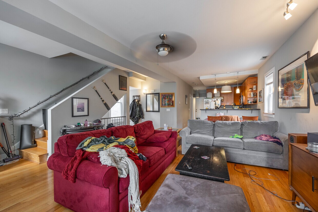 Foto principal - 3023 N Oakley Ave