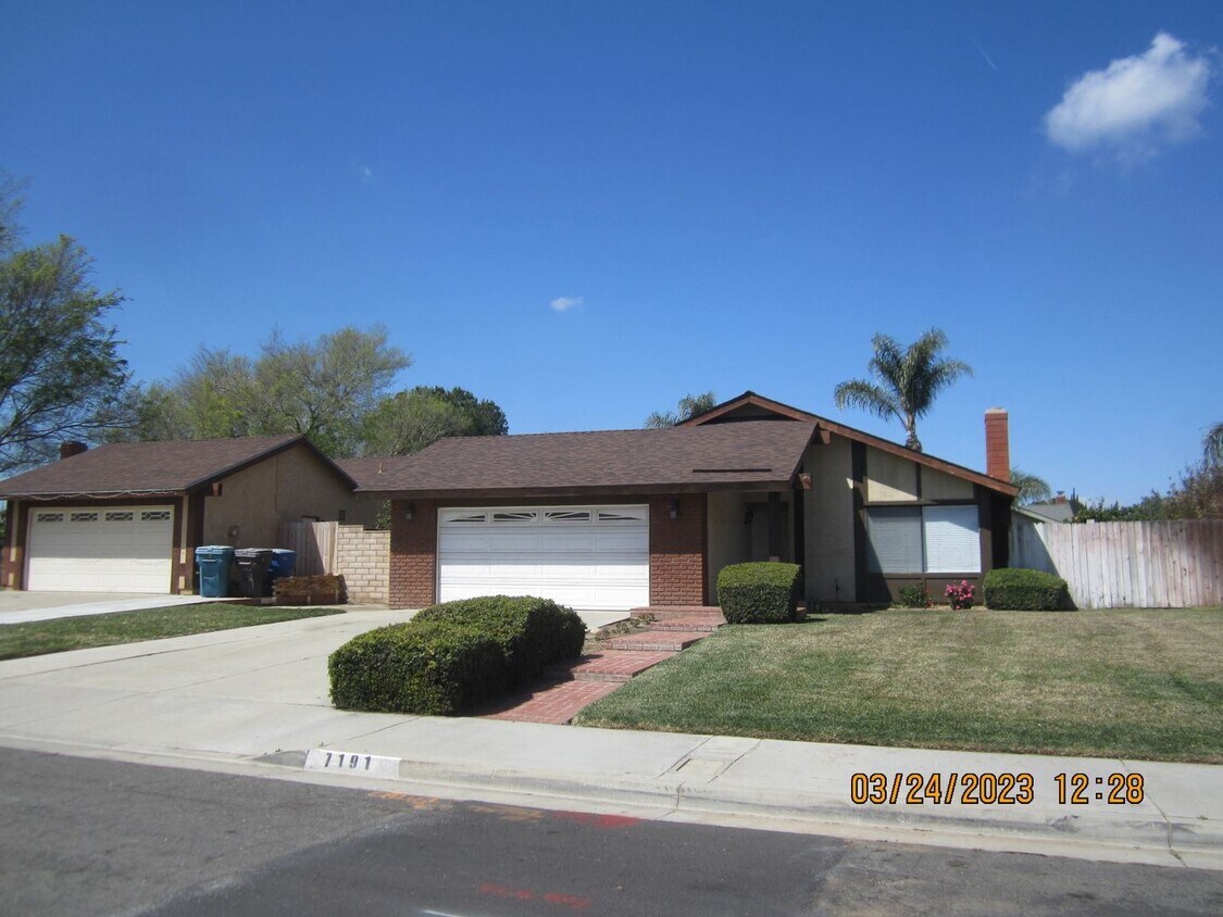 Primary Photo - 4 br, 2 bath House - 7191 ALTA LOMA WAY
