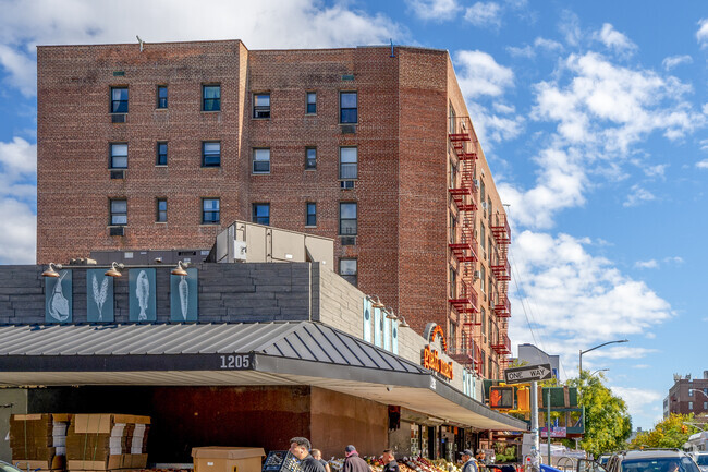 Foto del edificio - 1215 Avenue M