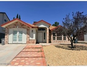 Building Photo - 1533 El Greco Cir