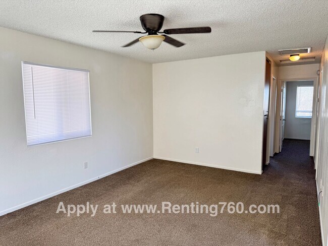 Foto del edificio - 6455 Linda Lee Dr