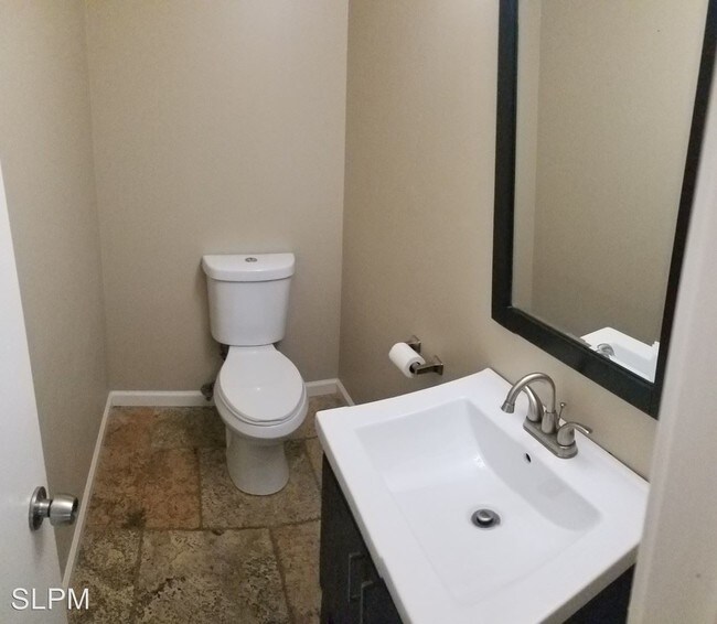 Foto del edificio - 22353-22355 N 5th St