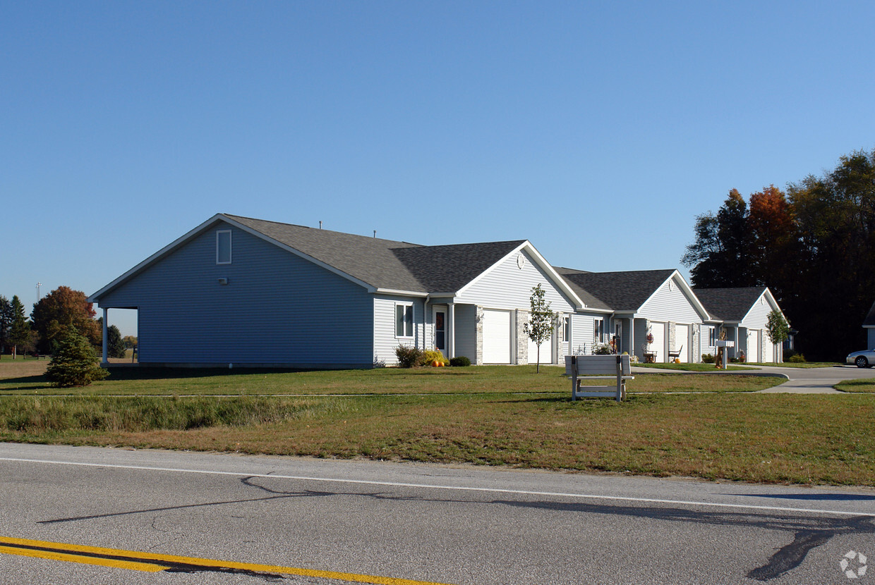 Building Photo - Lockport Villas