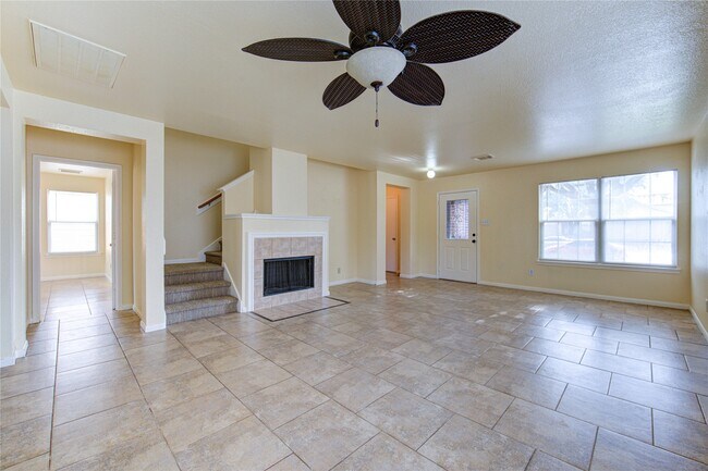 Foto del edificio - 6422 Mildenhall Ct