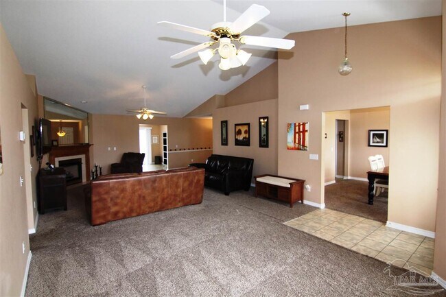 Building Photo - 9130 Daytona Dr