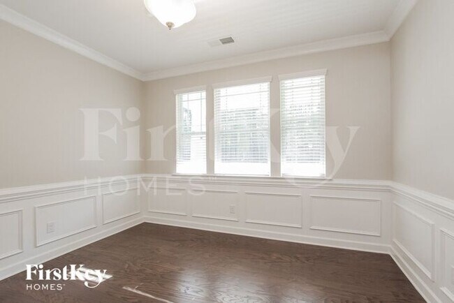 Building Photo - 18212 McKee Rd