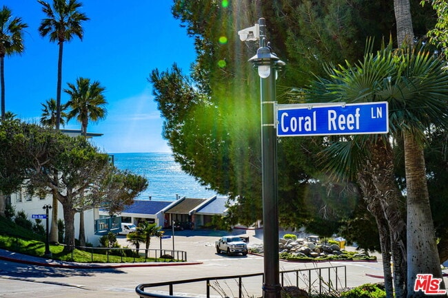 Foto del edificio - 11874 Coral Reef Ln