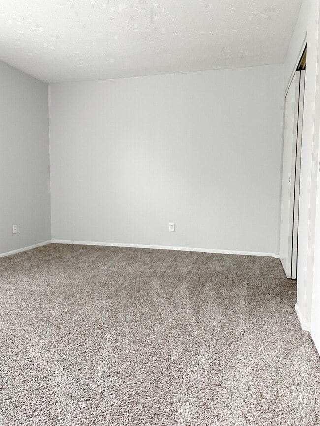 Building Photo - 107 Winding Way