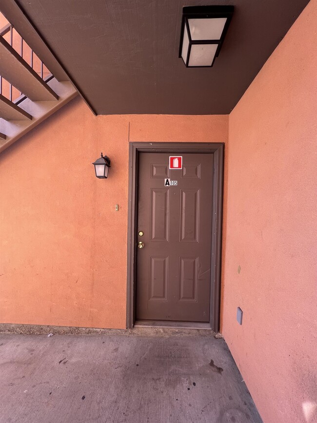 Building Photo - 408 Shiloh Dr