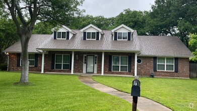 Building Photo - 7213 Tumbleweed Ct