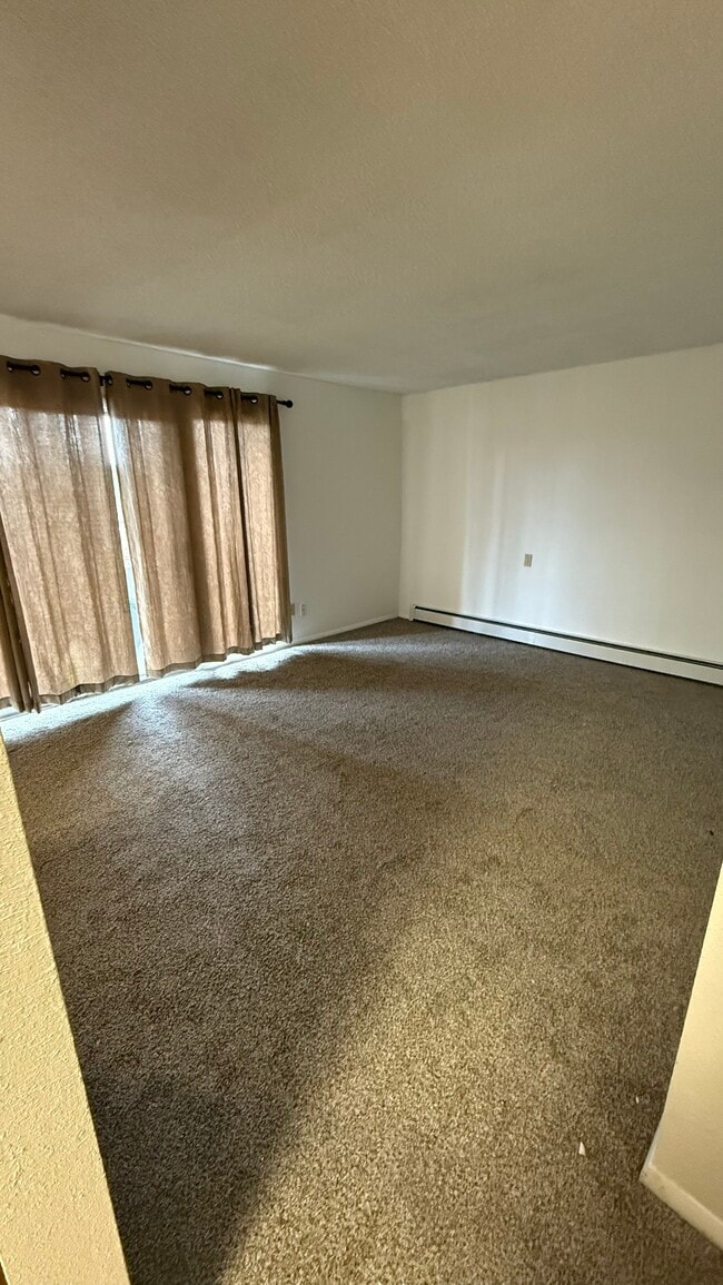 Foto del edificio - 834 E Cedar Ct