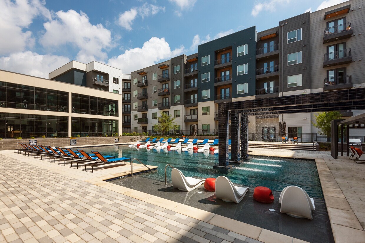 The Academic Apartments in Dallas, TX