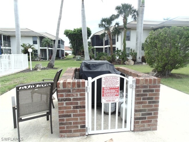 Building Photo - 5441 Peppertree Dr