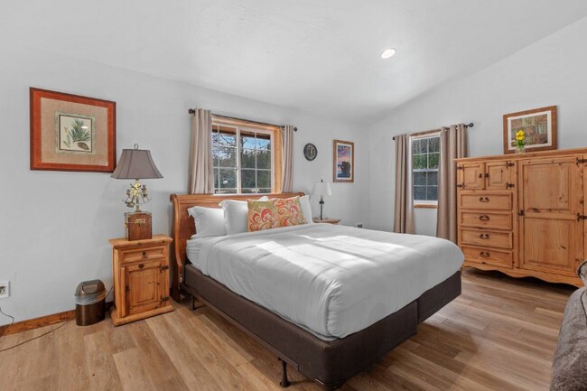 Building Photo - 429 Barnhardt Rd