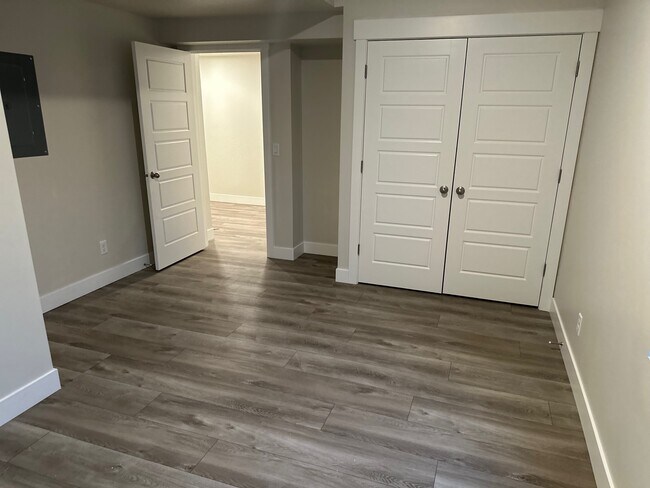 Bedroom #1/Office/Gym - 964 W Shadow Brook Ln