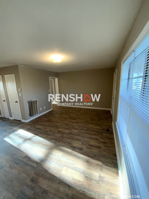 Foto del edificio - 1020 Merriman Ave