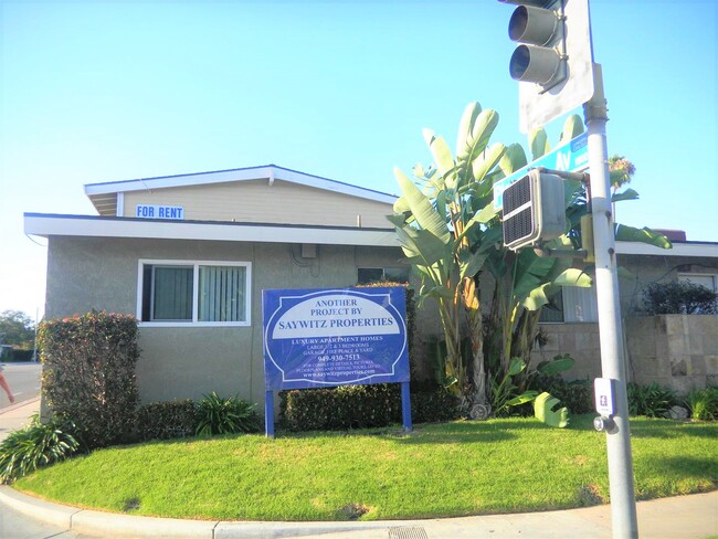 Foto del edificio - 794 W 18th St