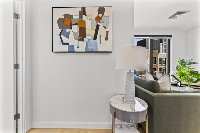 Building Photo - 35 W 2nd St